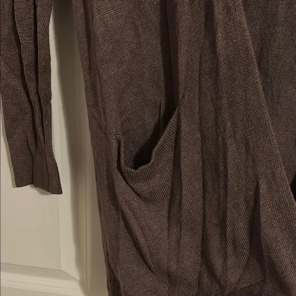 Old Navy Women's Cardigan - Picture 4 of 5